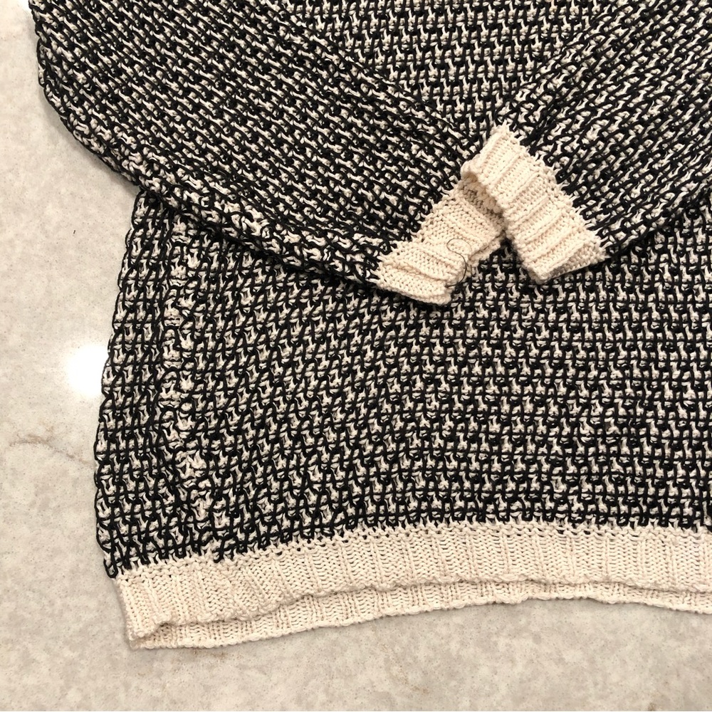 Sweater - Picture 3 of 3